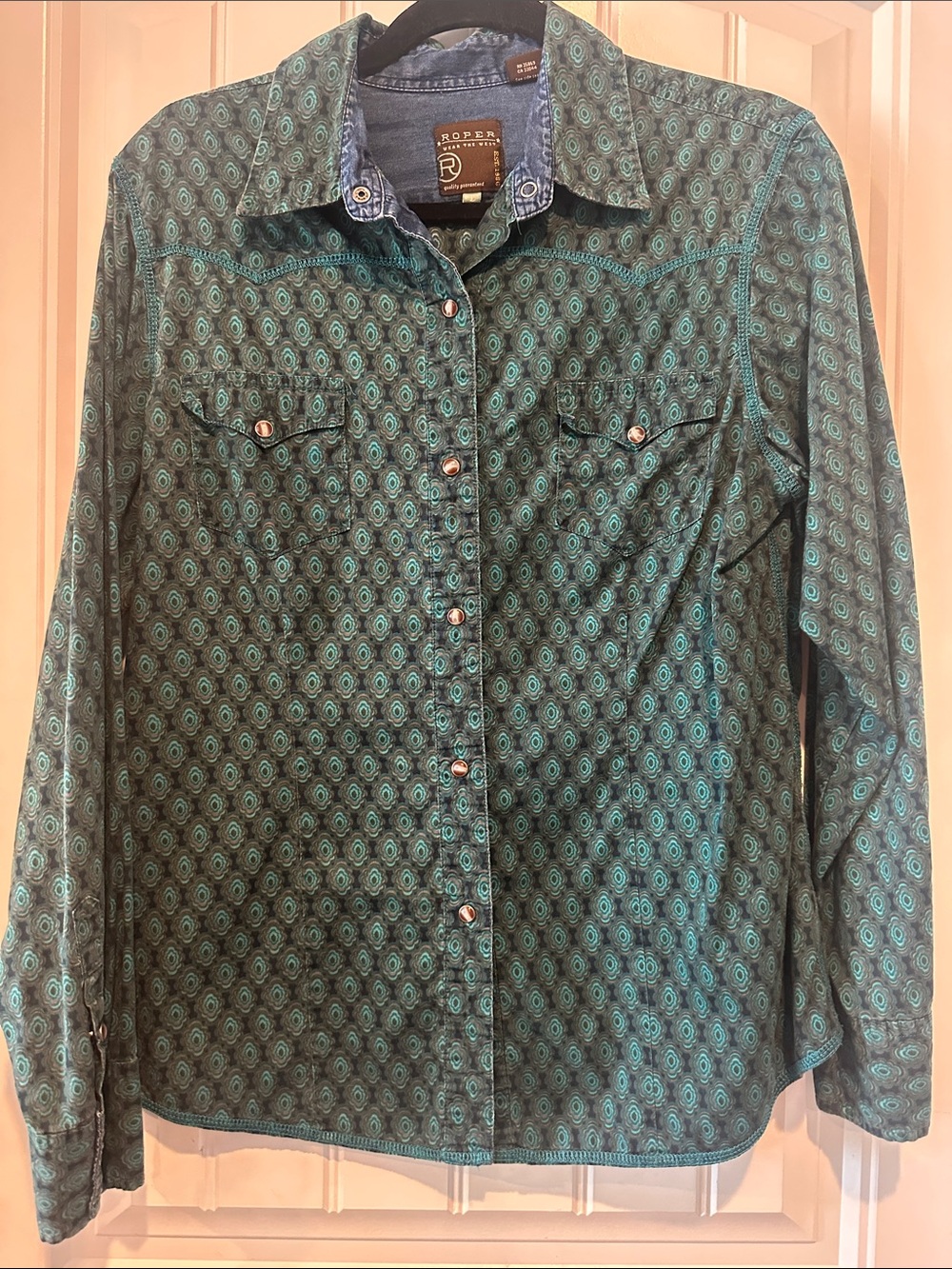 Roper Western Shirt with pearl snaps